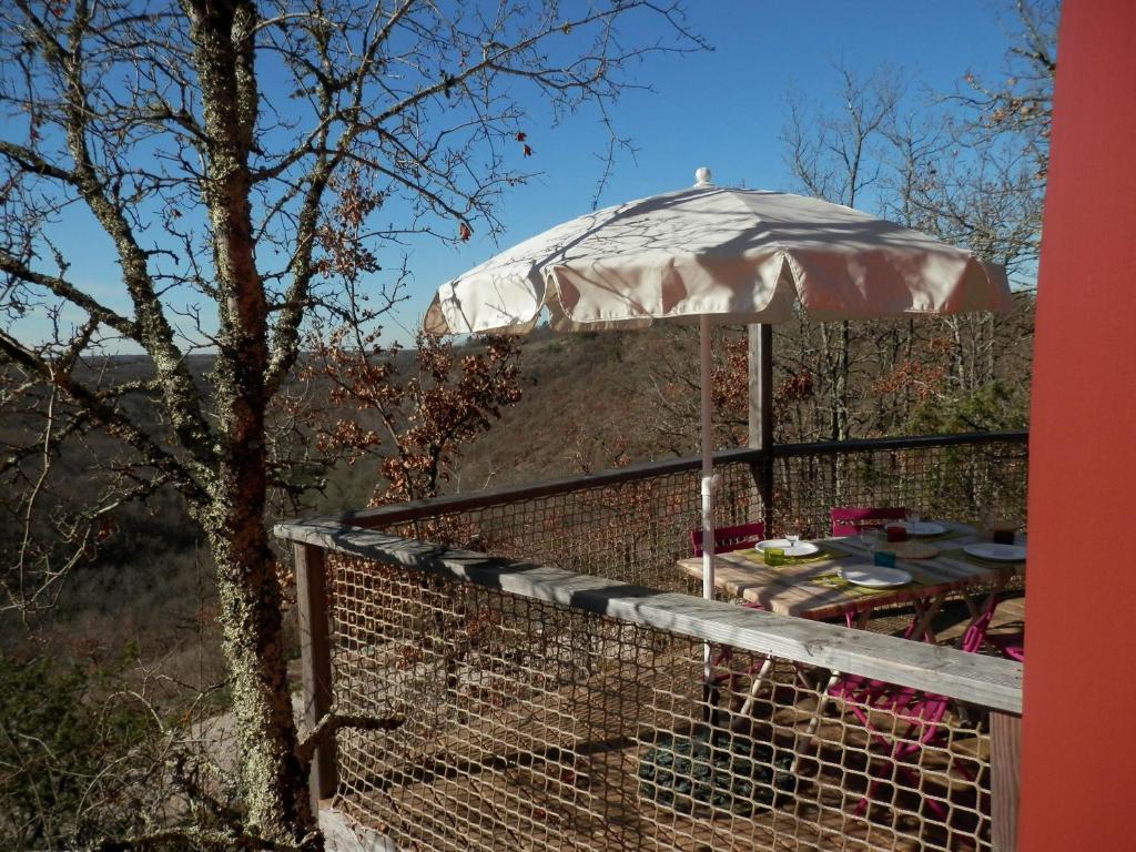 Les Hauts D'Albas Albas  Esterno foto